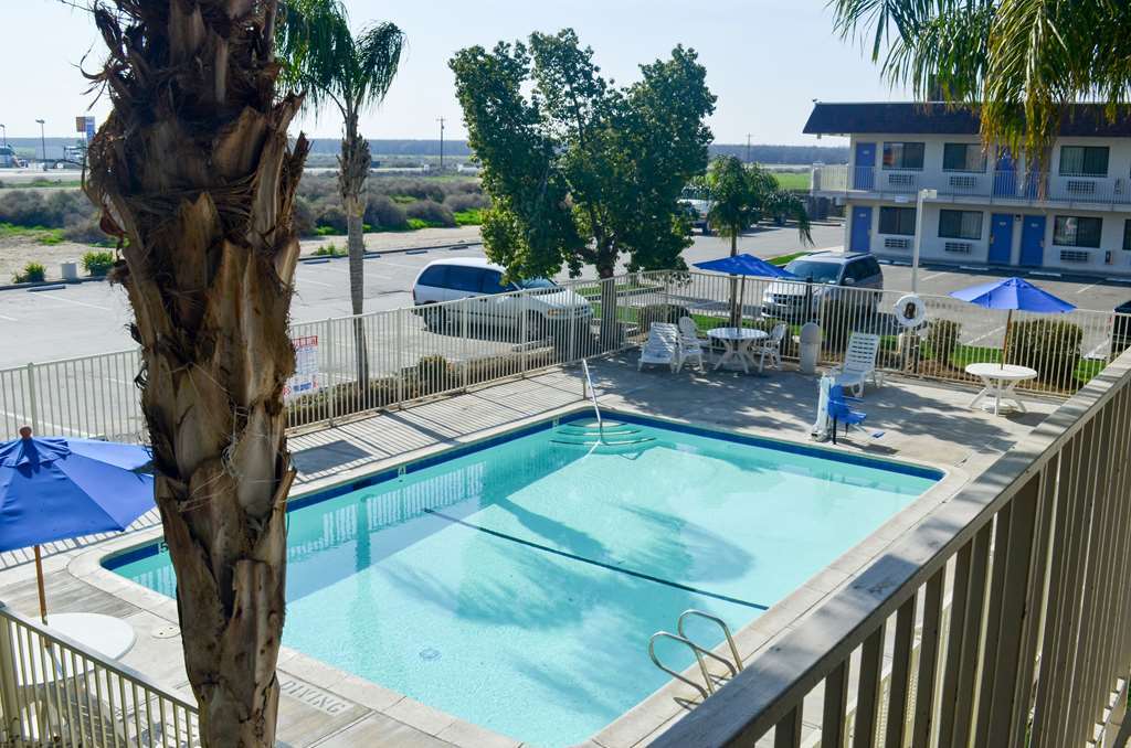 Motel 6 Lost Hills / Buttonwillow Racetrack Ανέσεις φωτογραφία