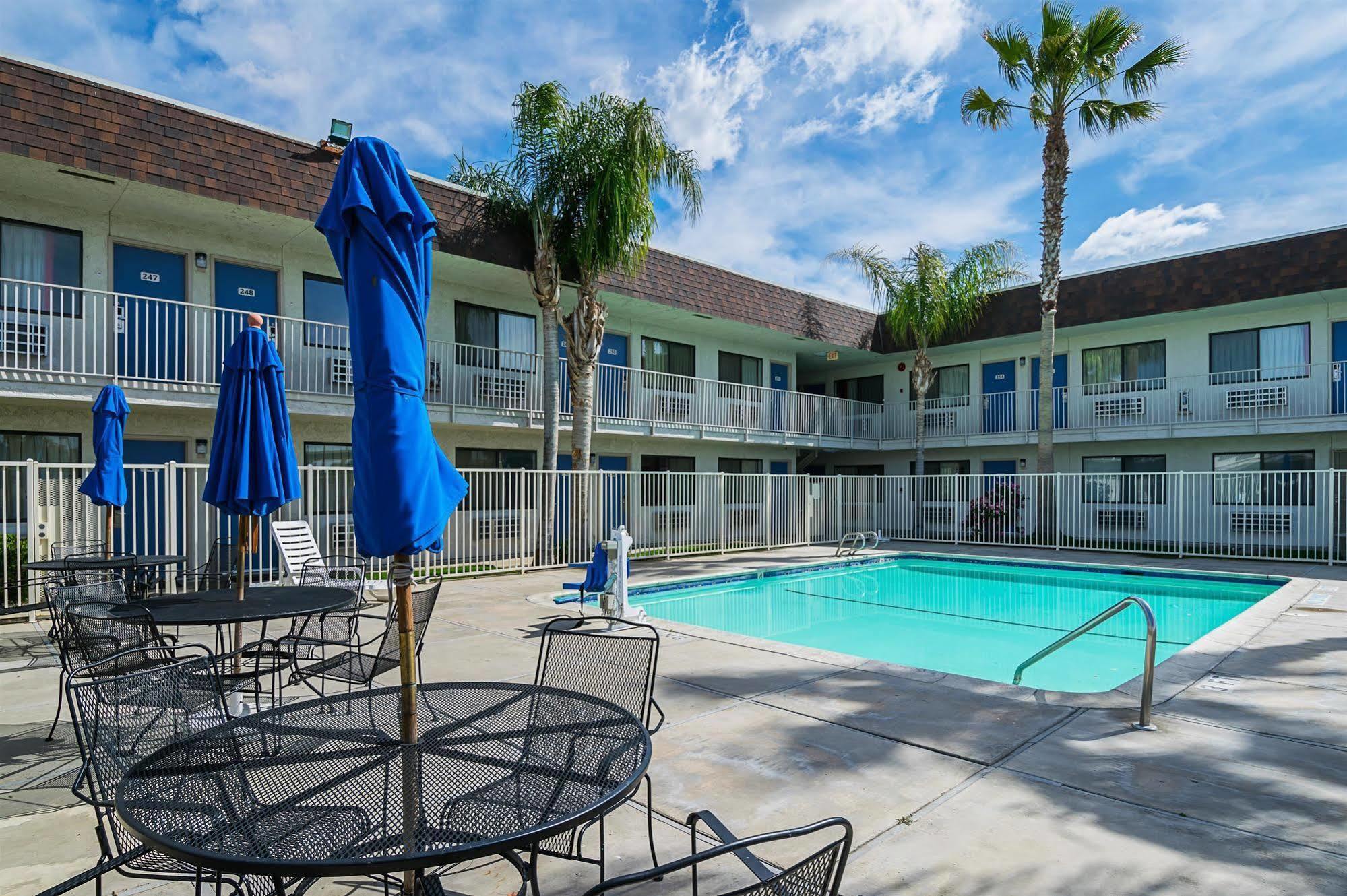 Motel 6 Lost Hills / Buttonwillow Racetrack Εξωτερικό φωτογραφία